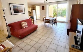 Appartement Six-Fours-les-Plages, 3 pièces, 4 personnes - FR-1-316-230