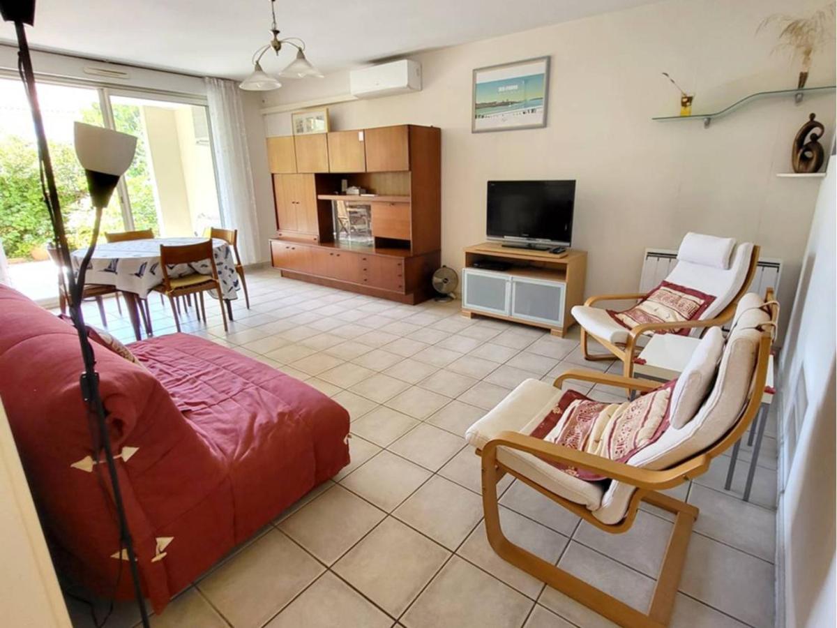 Appartement Six-Fours-les-Plages, 3 pièces, 4 personnes - FR-1-316-230 Extérieur photo
