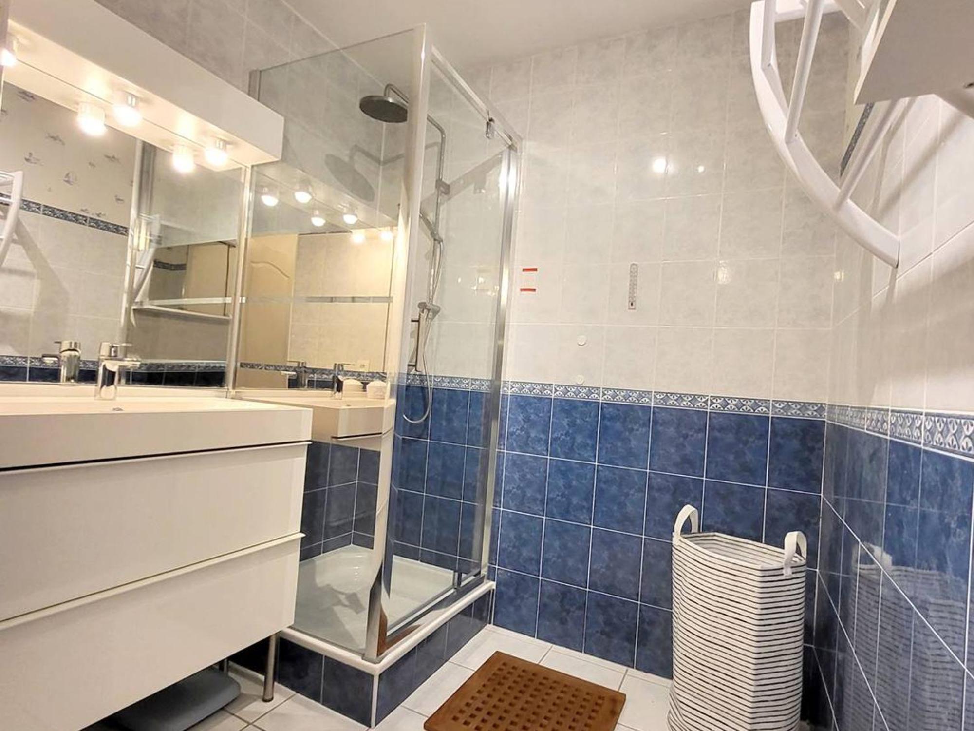 Appartement Six-Fours-les-Plages, 3 pièces, 4 personnes - FR-1-316-230 Extérieur photo